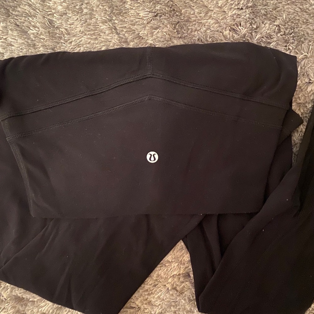 Lululemon leggings black